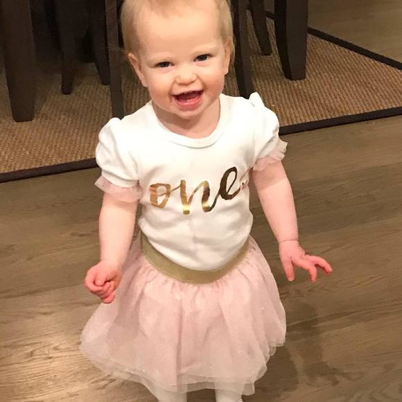 Meet your Posher, Lauren - Picture 1 of 1